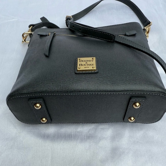 Dooney & Bourke Saffiano Leather Crossbody Bag Black Small Zip Purse - Picture 13 of 17